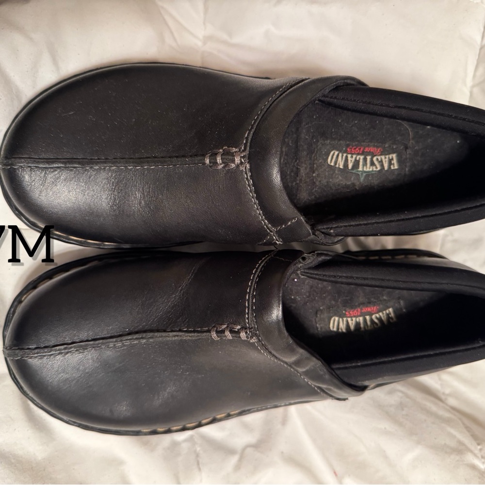 Nursing shoes by BOC No tags no box. Never worn.